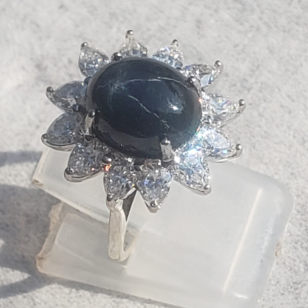 NWOT! Genuine Blue Star Sapphire and Moissanite Ring - Picture 3 of 9